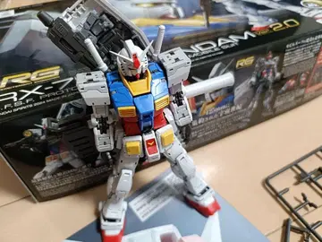 RG RX-78-2 건담 Ver.2.0 완제품