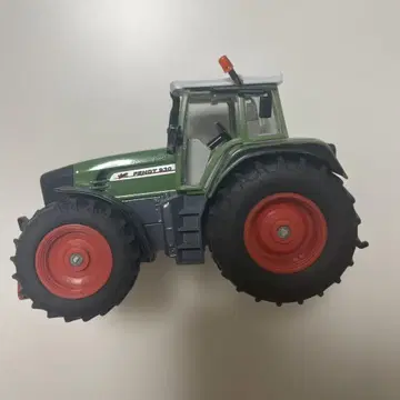 Fendt 240 트랙터 모델