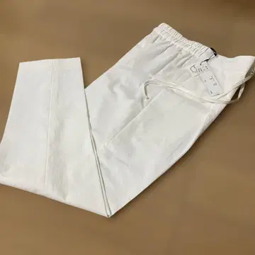 새상품, 슬랙스 화이트 팬츠