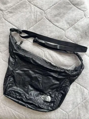 노스페이스 블랙 숄더백