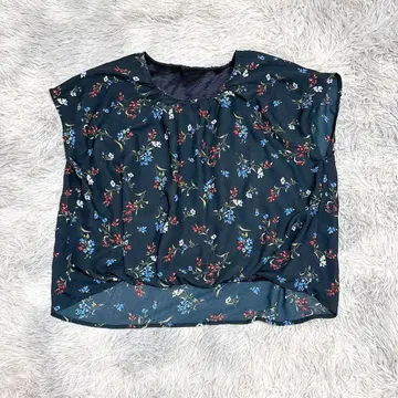 provador 여성용 블라우스 셔츠 M 꽃무늬 슬리브리스 여름옷
