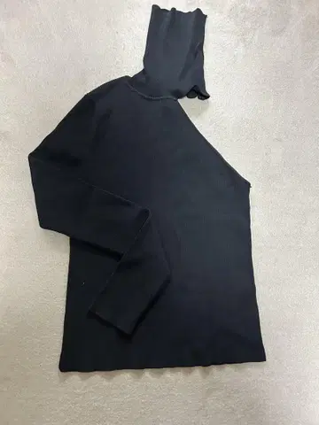 자라 블랙 하이넥 니트 M 사이즈