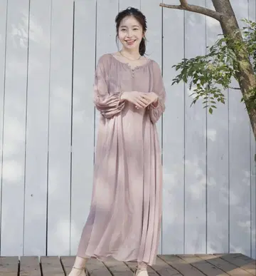 [WEB 한정판] 시어 양류 슬릿 디자인 원피스