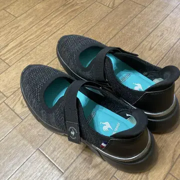 컨디션 최상 LE COQ SPORTIF 블랙 스니커즈 르꼬끄 슬립온