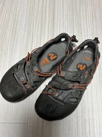 머렐 MERELL 샌들 vibram