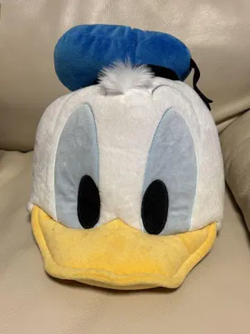 도널드 덕 모자 58cm
