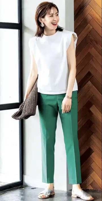 DRESSTERIOR 드레스테리아 이지 허리 테이퍼드 팬츠
