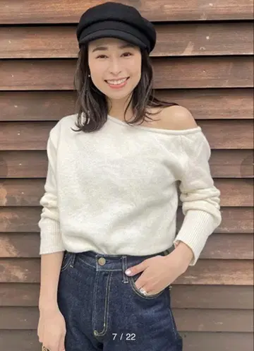 CREDONA 크레도나 원숄더 니트탑 아이보리 화이트