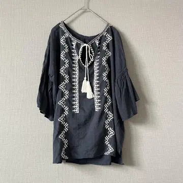그린 라벨 릴랙싱 자수 스모크 블라우스