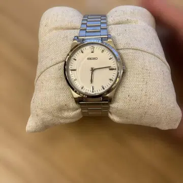 새상품! 택 포함! SEIKO 세이코 촉각 손목시계 희귀한 화이트