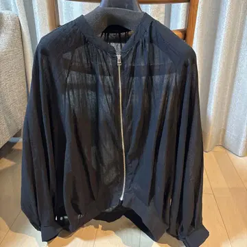 시스루 벌룬 슬리브 자켓 블랙