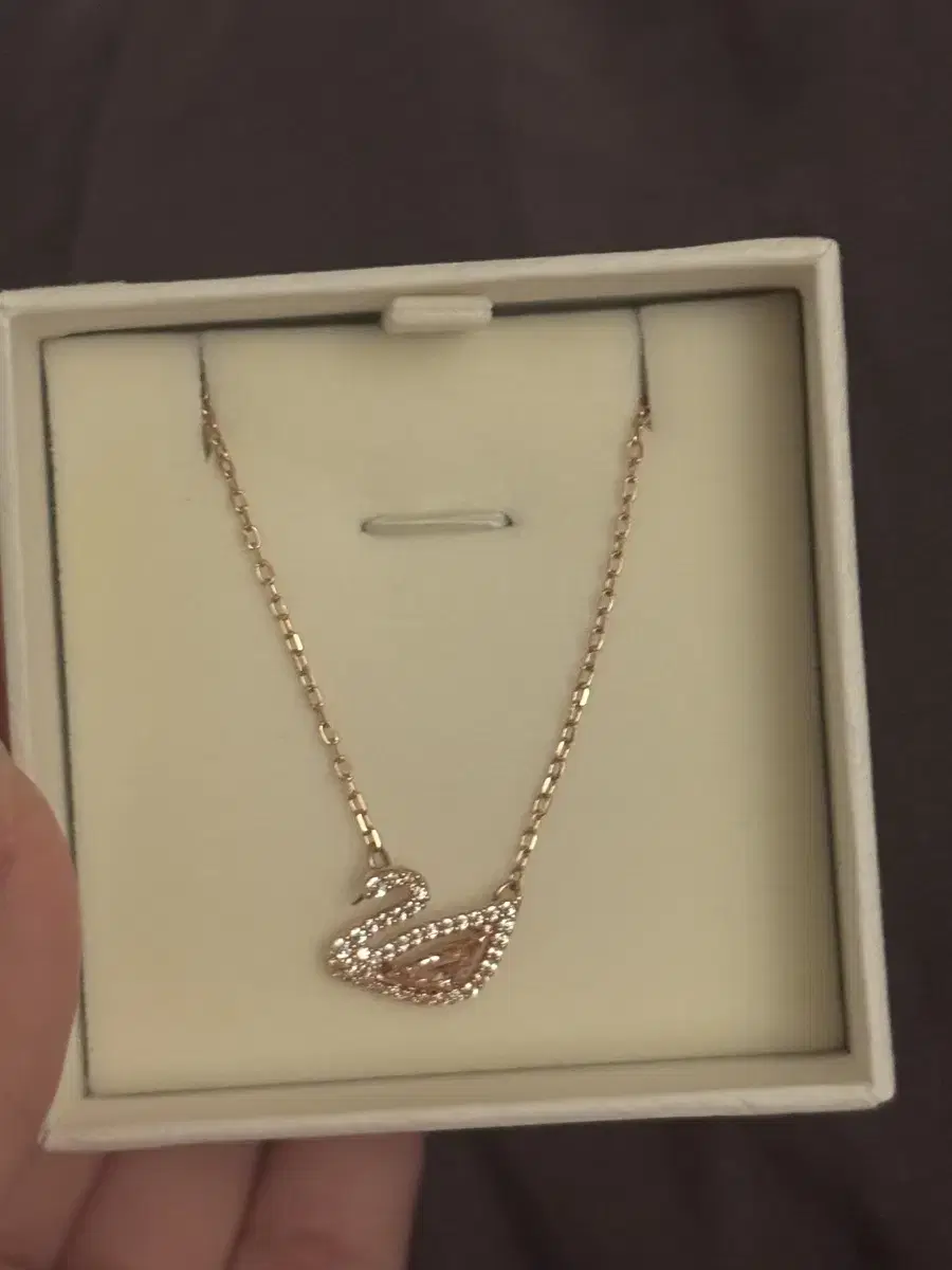 Swarovski Pink Swan Necklace Bracelet Earrings Ring