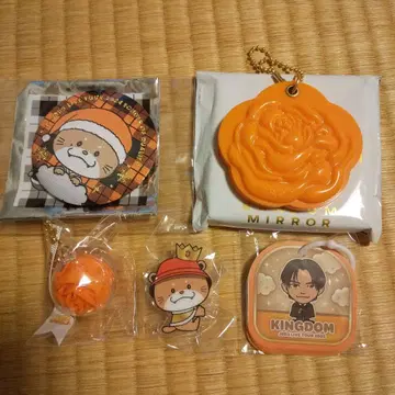3대째 NAOTO 장미 거울, 가챠 세트