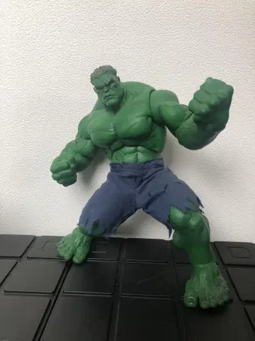 HULK 피규어