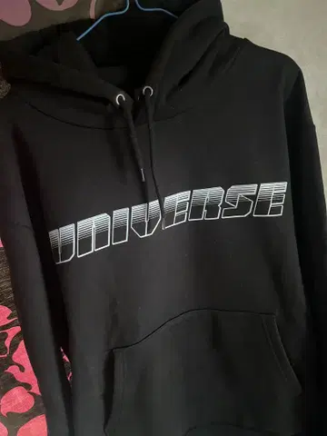 universe last a ward 후드티 ulaw
