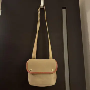 브레디 에이본 미니