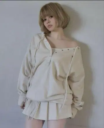 Andmary Loose ribbon set up 스커트만