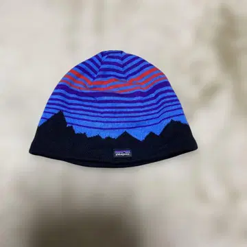 Patagonia 니트 모자 파랑빨강 스트라이프