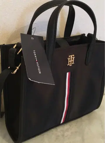 토루코 롤 테이프 2way 타미힐피거 숄더백 새상품