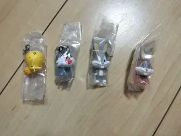 루니툰 메지루시 액세서리 가챠 4개 세트