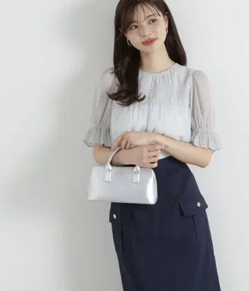 셔링 퍼프 블라우스