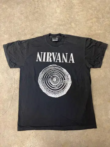 NIRVANA 나무의 나이테 그래픽 티셔츠 L