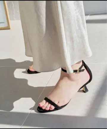 루타론 5cm 호소 스트랩 샌들