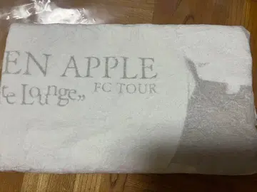 Mrs. GREEN APPLE 젠진 담요 화이트 라운지 타월