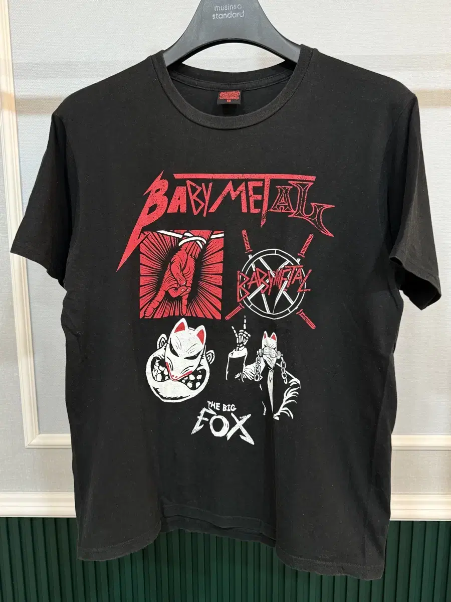 L Babymetal Vintage 2014 Worldtour Rock Tee Band Tee