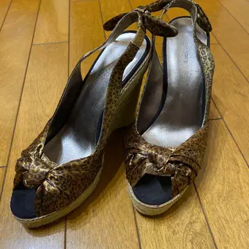 나인 허리 웨지솔 샌들 25 레오파드 무늬