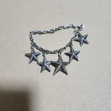 별 모양 참 실버 팔찌