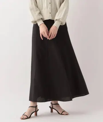 세미 플레어 스커트