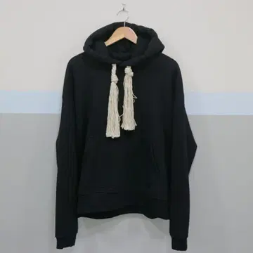 OUAT BLACK SQUARE HOODIE M 사이즈