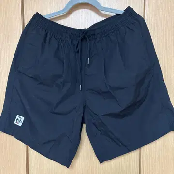 CHUMS 블랙 숏팬츠 L 사이즈