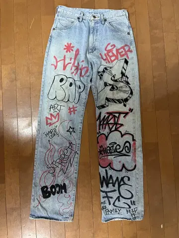 Wrangler 그래피티 데님 팬츠