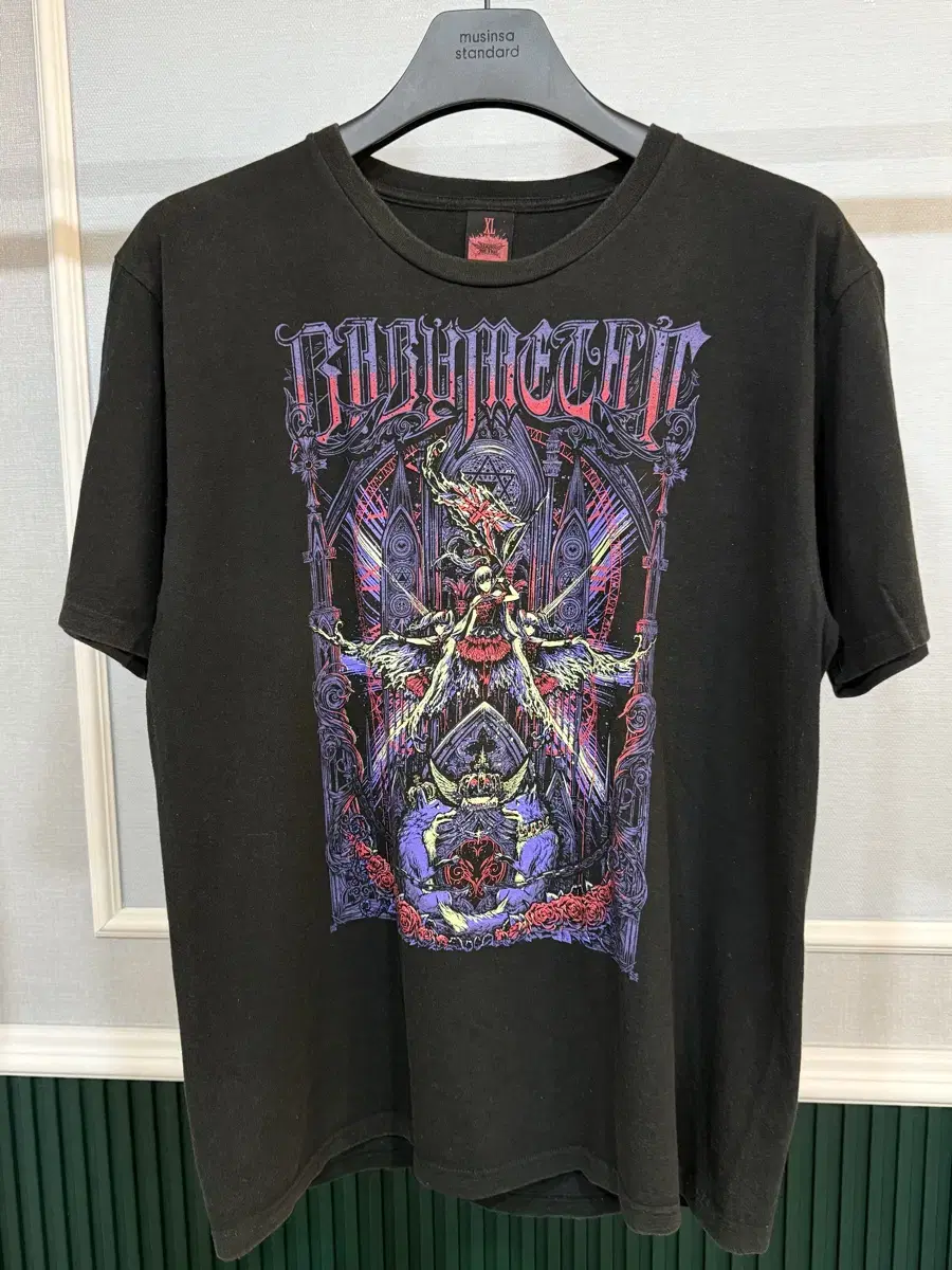 XL Babymetal Vintage 2016 Rock Tee Band Tee