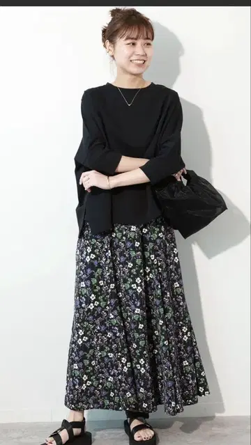 새상품급 레리움 보타니컬 프린트 머메이드 스커트