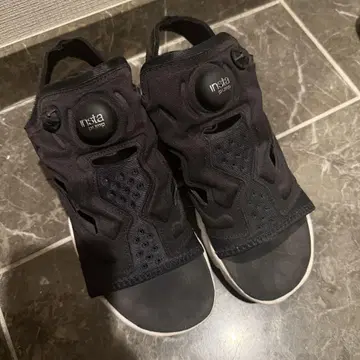 리복 Instapump Fury 블랙