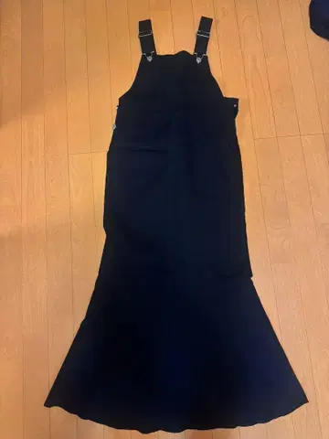 블랙 데님 플레어 오버롤