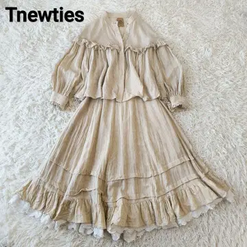 Tnewties 20대 셋업 베이지 프릴
