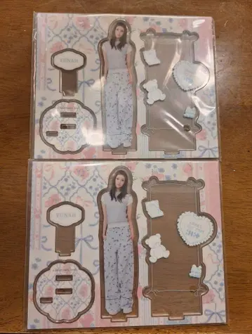 illit 에니마이 복권 유나 아크릴 스탠드 yunah yuna