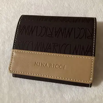NINA RICCI 니나리치 접이식 지갑