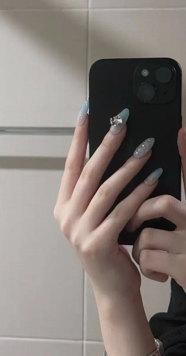 Embossed Silver dia Cubic Premium Handmade Nail Tip