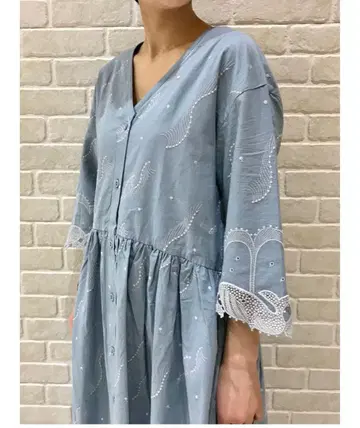 마블슈드 고래 레이스 가디건 원피스