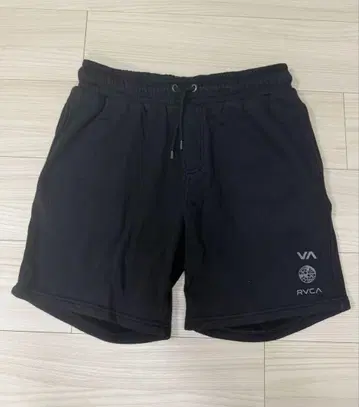 RVCA 블랙 숏 팬츠