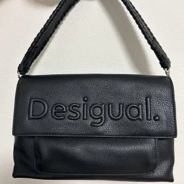 Desigual 데시구알 로고 미들 크로스 바디 백 블랙 블랙