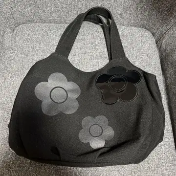 마리콴트 데이지 패턴 백