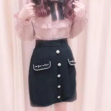 미사용에 가까운 Ankrouge 펄 버튼 스커트 M