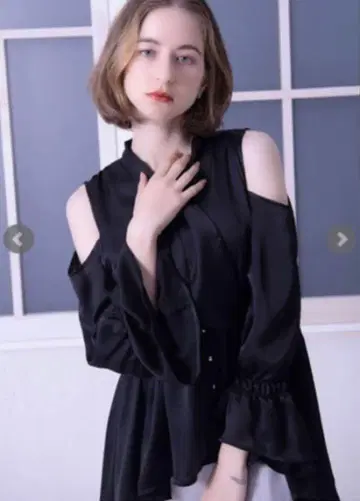 riu 셔링 보타이 블라우스 블랙 r짱