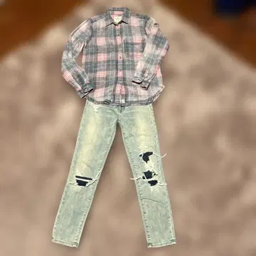 AMERICAN EAGLE OUTFITTERS 체크 플란넬 셔츠와 데님